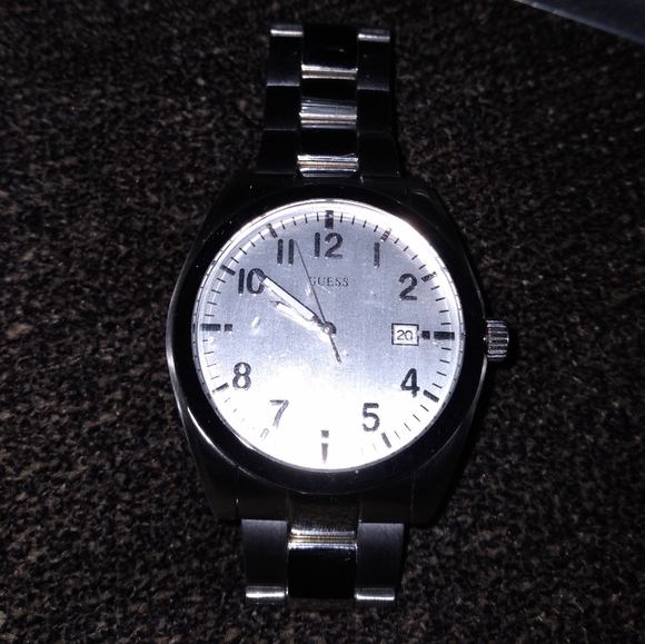 🎉Men's Guess Watch - Picture 2 of 4
